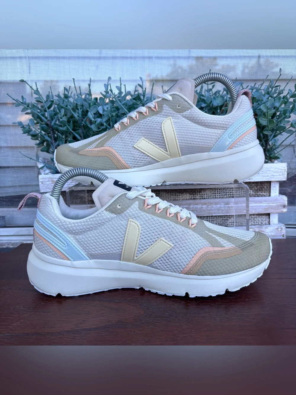 Veja CONDOR 2 ALVEOMESH  Running Shoes